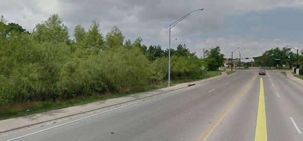 ± 1.3 Acres | 2605 E Villa Maria Road | Bryan, TX: 2605 E Villa Maria Rd, Bryan, TX 77802